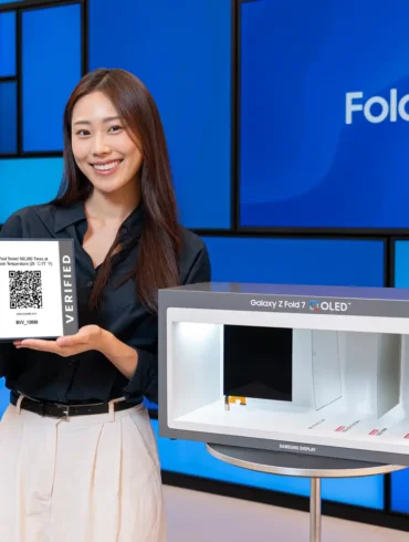 Samsung Galaxy Z Fold7 Lebih Tipis dan Tetap Kokoh Setelah Melewati Tes Uji 500 Ribu Kali Lipatan Samsung Galaxy Z Fold7 Lebih Tipis dan Tetap Kokoh Setelah Melewati Tes Uji 500 Ribu Kali Lipatan