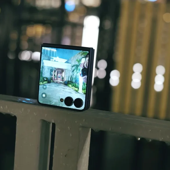 kamera cover screen samsung galaxy z flip7