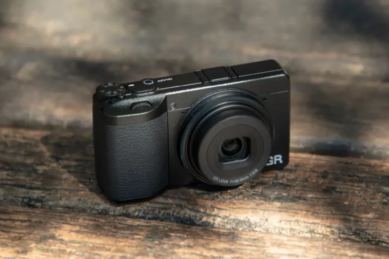ricoh GR IV