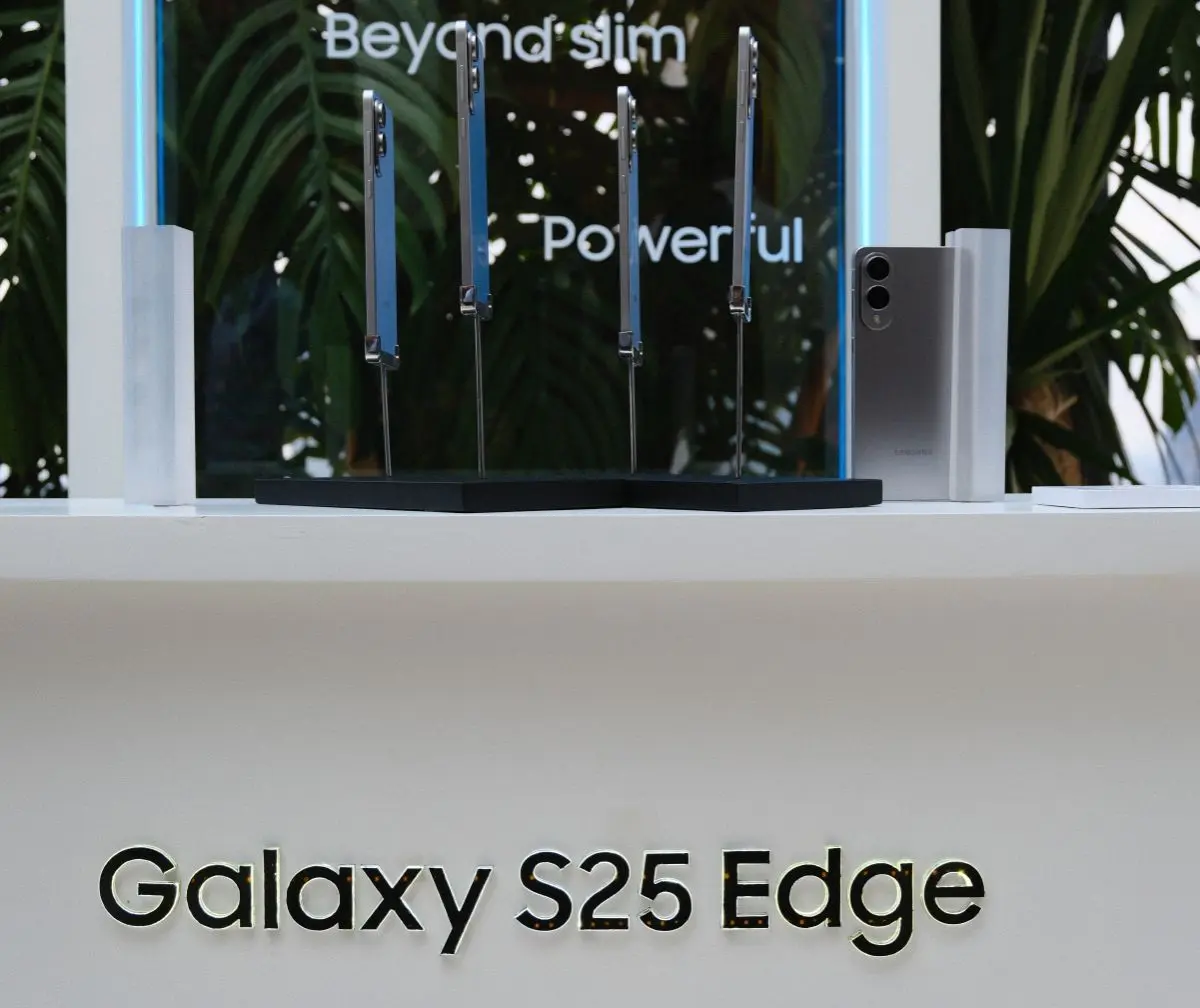samsung galaxy s25 edge beyond slim