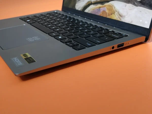 Acer Swift Go 14 AI OLED SFG14 6