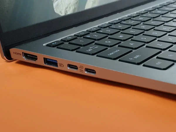 Acer Swift Go 14 AI OLED SFG14 9