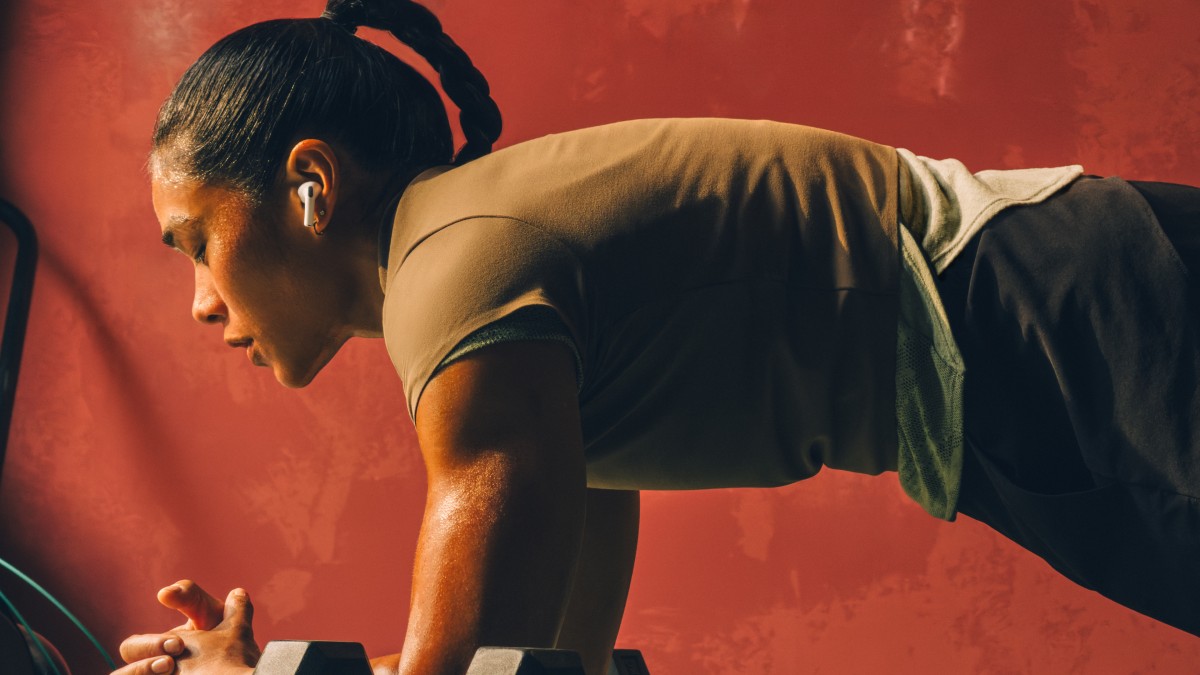 Apple AirPods Pro 3: TWS Canggih dengan Fitur Penerjemah dan Sensor Detak Jantung 22 Apple AirPods Pro 3 2