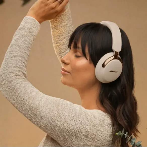 BOSE QuietComfort Ultra (2nd Gen): Baterai Lebih Tahan Lama dan Mendukung Audio USB-C 19 BOSE QuietComfort Ultra (2nd Gen)