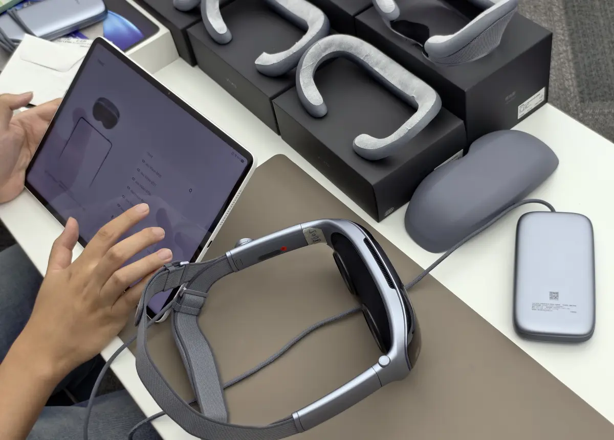 Gadget Experience vivo Vision Discovery Edition 7