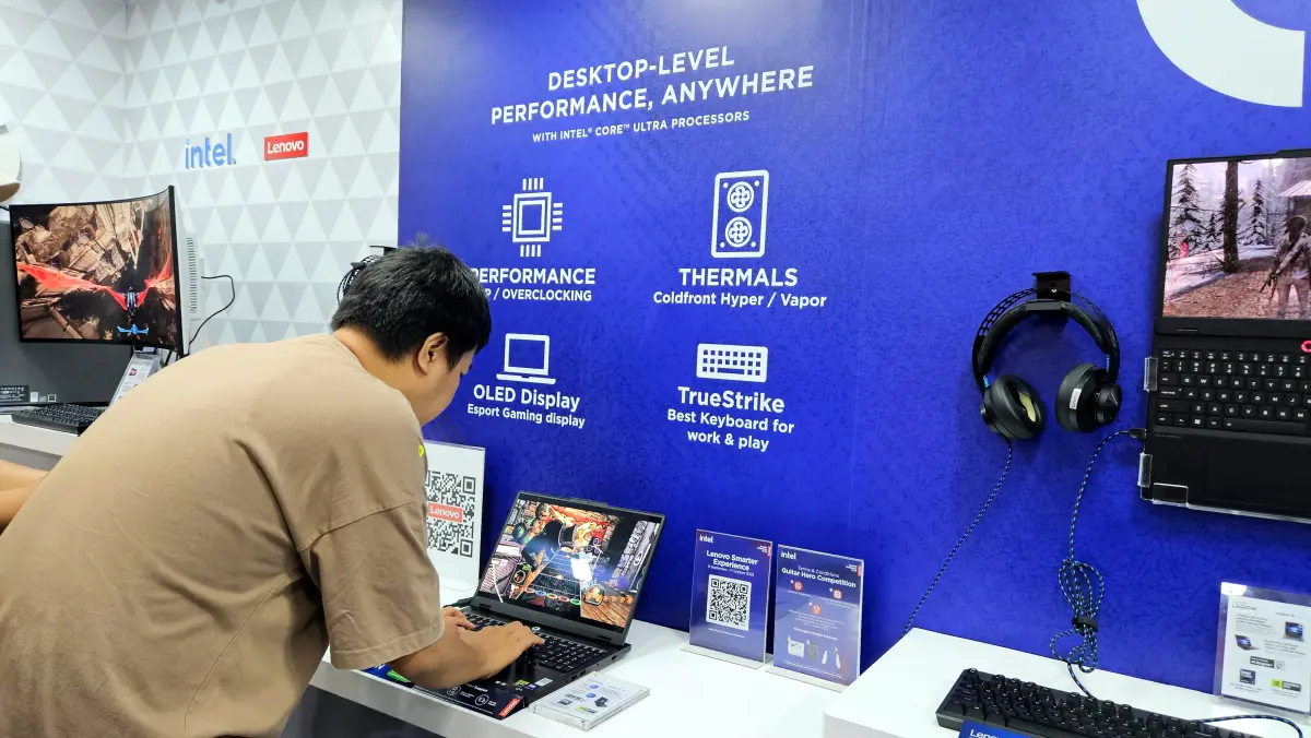 Lenovo Smarter Experience at MRT Station 1