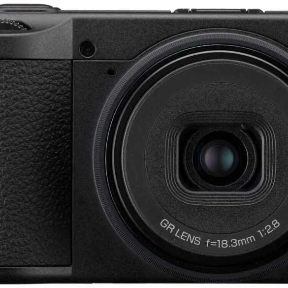 Ricoh GR IV Monochrome: Kamera Saku Ricoh GR Pertama untuk Fotografi Hitam Putih 19 Ricoh GR IV Monochrome