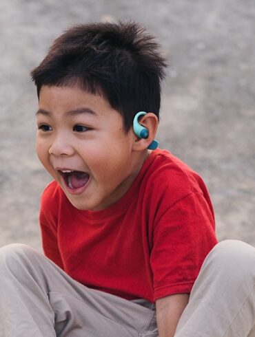 JBL Junior Free: Headphone Open-Ear Ramah Anak, Baterai Tahan 10 Jam 36 JBL Junior Free