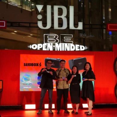 JBL Open-Ear Series dan BandBox-