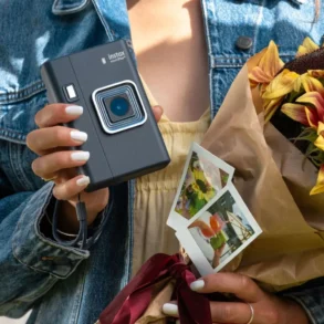 fujifilm instax mini liplay plus