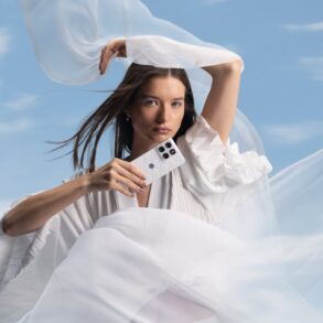 Motorola edge 70 Cloud Dancer Special Edition