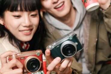 Starbucks-Digital-Cameras