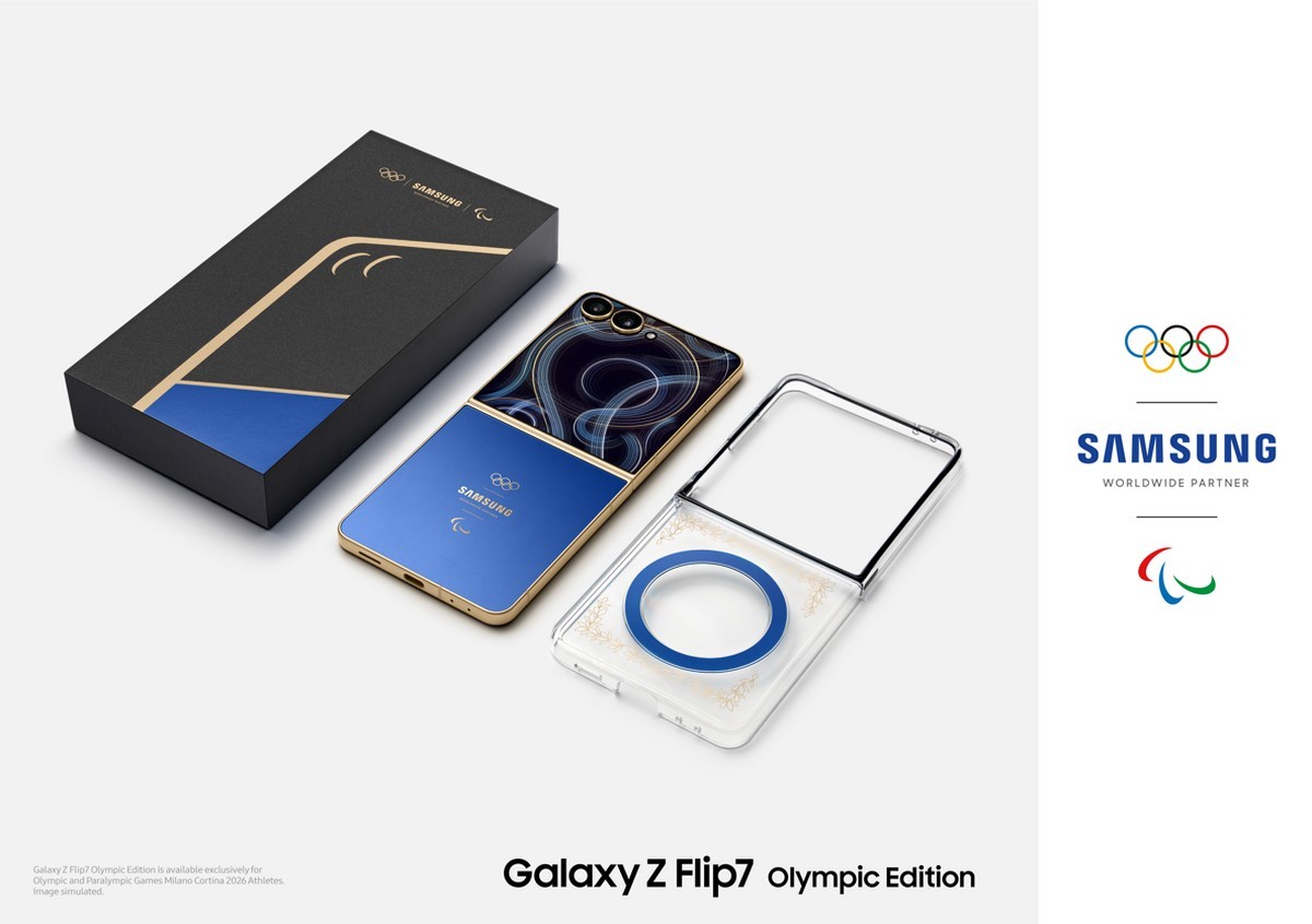 Samsung Galaxy Z Flip7 Olympic Edition 3