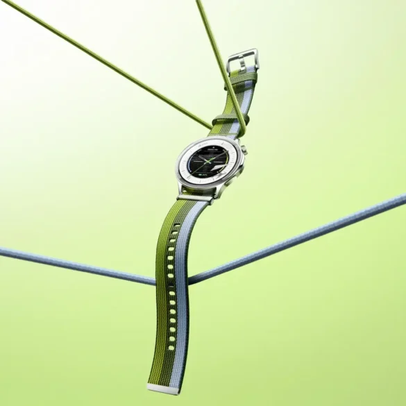 1. OPPO Watch S Resmi Hadir di Indonesia