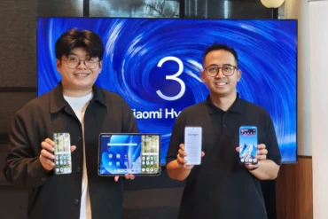Foto Jeksen Product Lead Marketing Xiaomi Indonesia Abee Hakiim Head of PR Xiaomi Indonesia