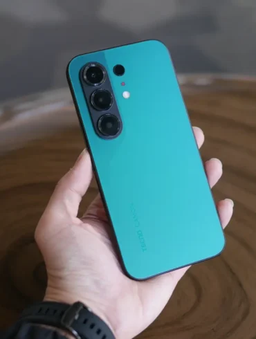 One Day Review: TECNO CAMON 50 45 TECNO CAMON 50