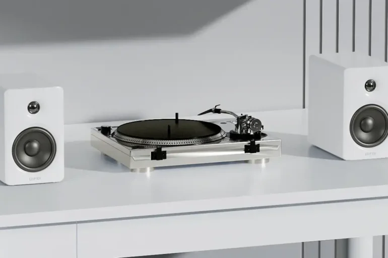 Edifier M90