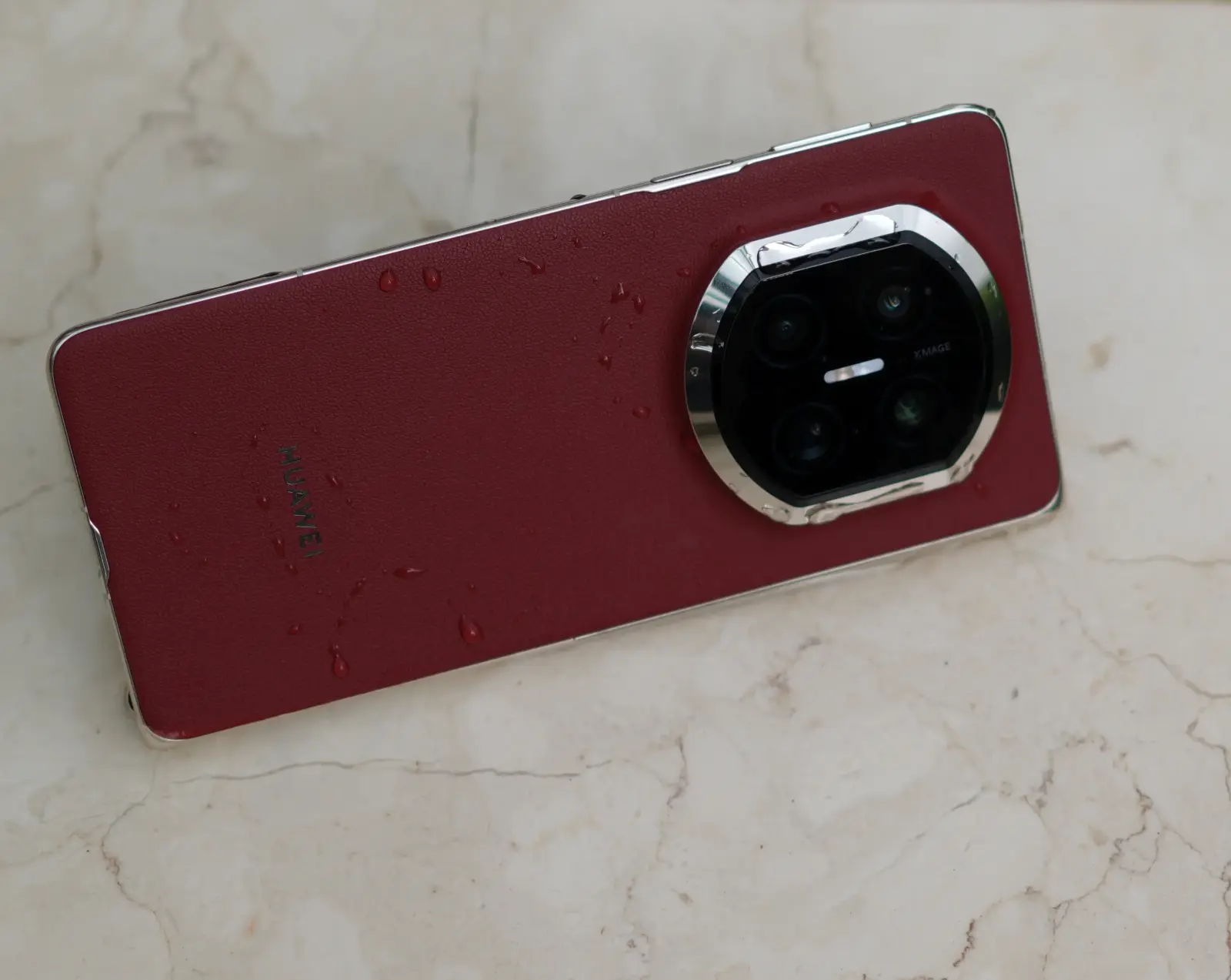 HUAWEI Mate X7 : Hape <em>Foldable</em> Tipis dan Tangguh dengan Kamera Premium 21 huawei mate x7 air