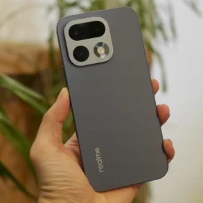 realme 16 Pro 5G 1