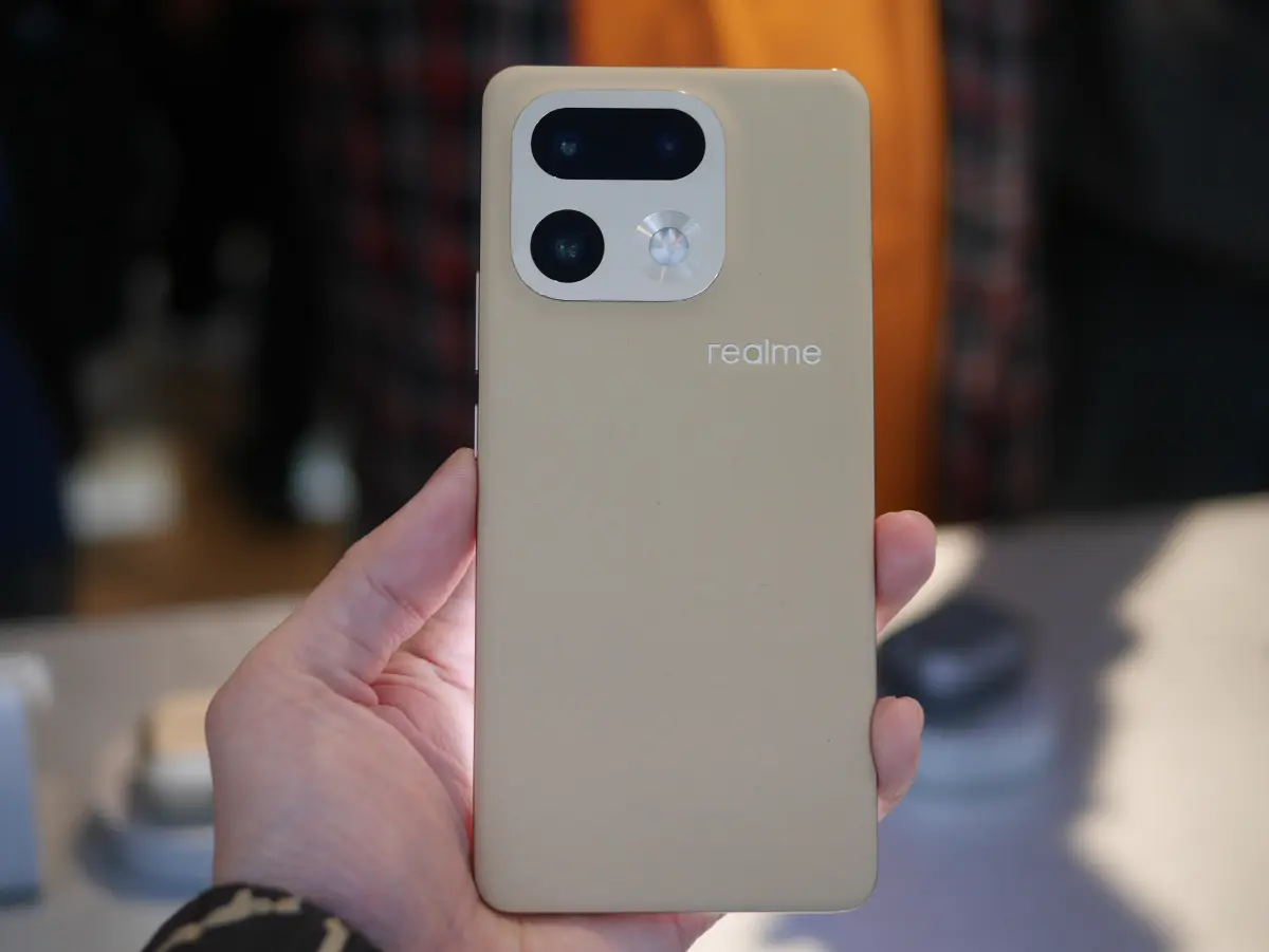 realme 16 Series 5G Hadir di Indonesia, Harga Mulai 5 Jutaan Rupiah 22 realme 16 Pro