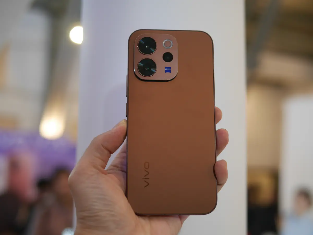 vivo V70 2