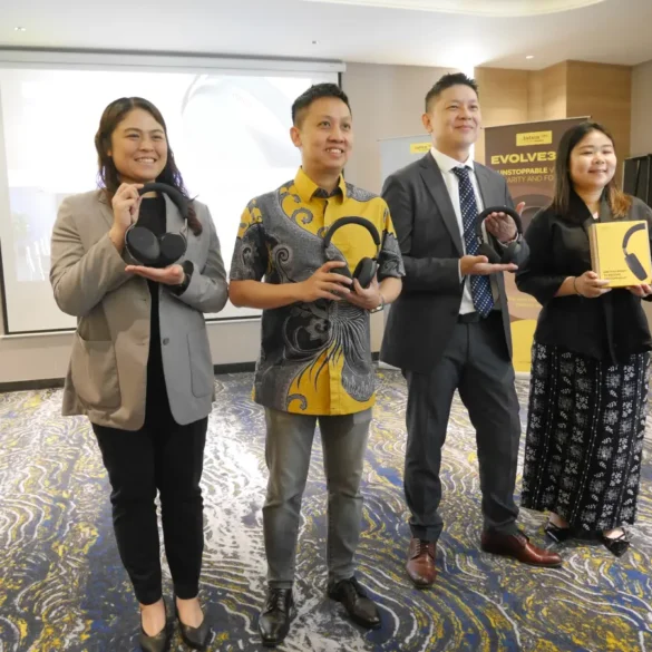 Jabra Evolve3 dan Panacast Room Kit-1