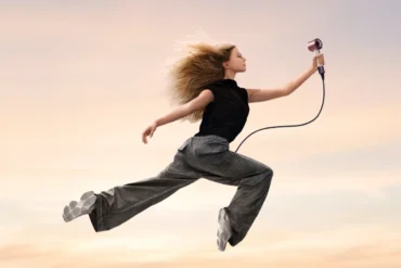 dyson supersonic travel