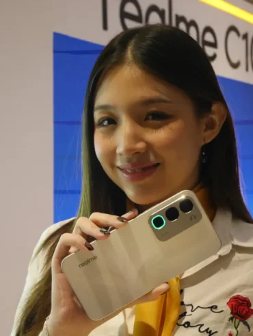 realme C100