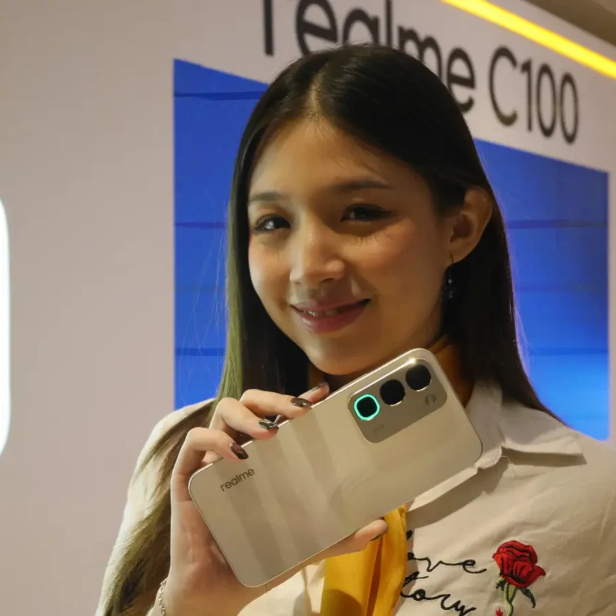 realme C100