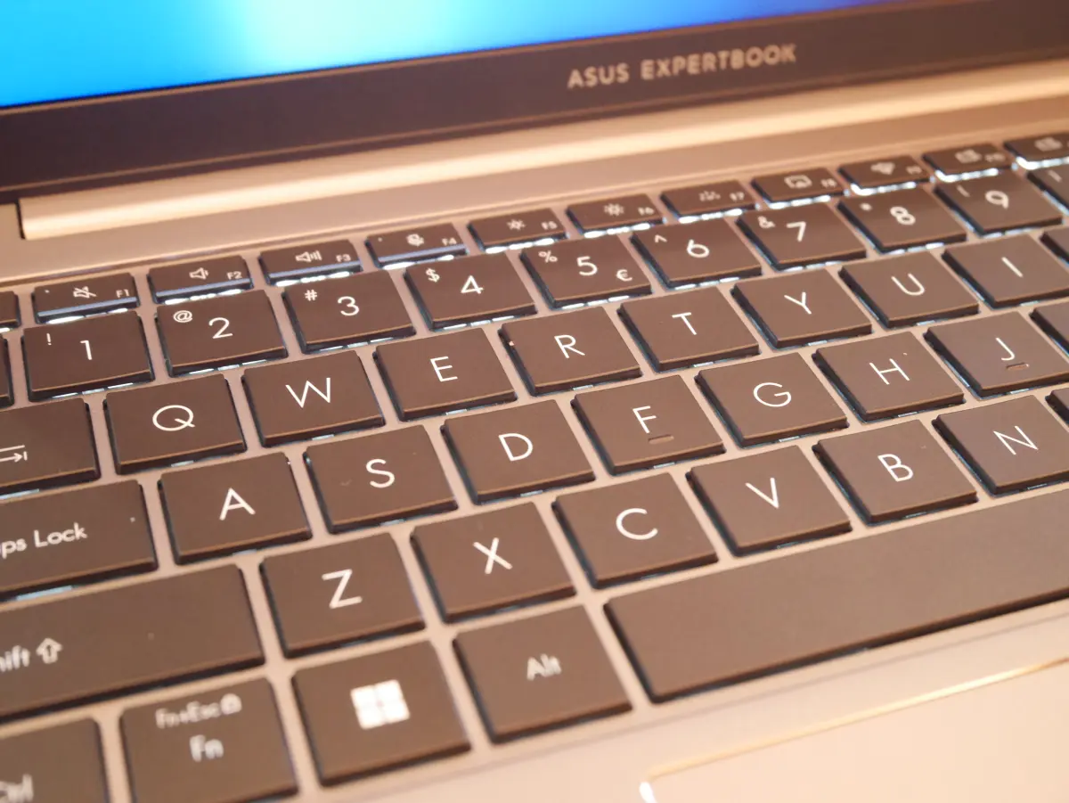ASUS ExpertBook P3405CVA 6
