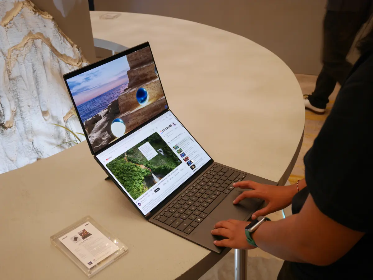 ASUS Zenbook Duo 2026 1