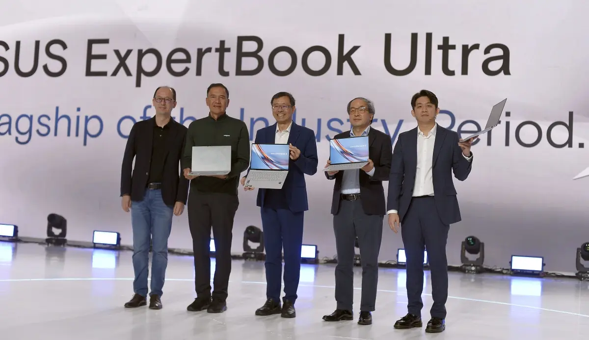 asus expertbook launch stage 1
