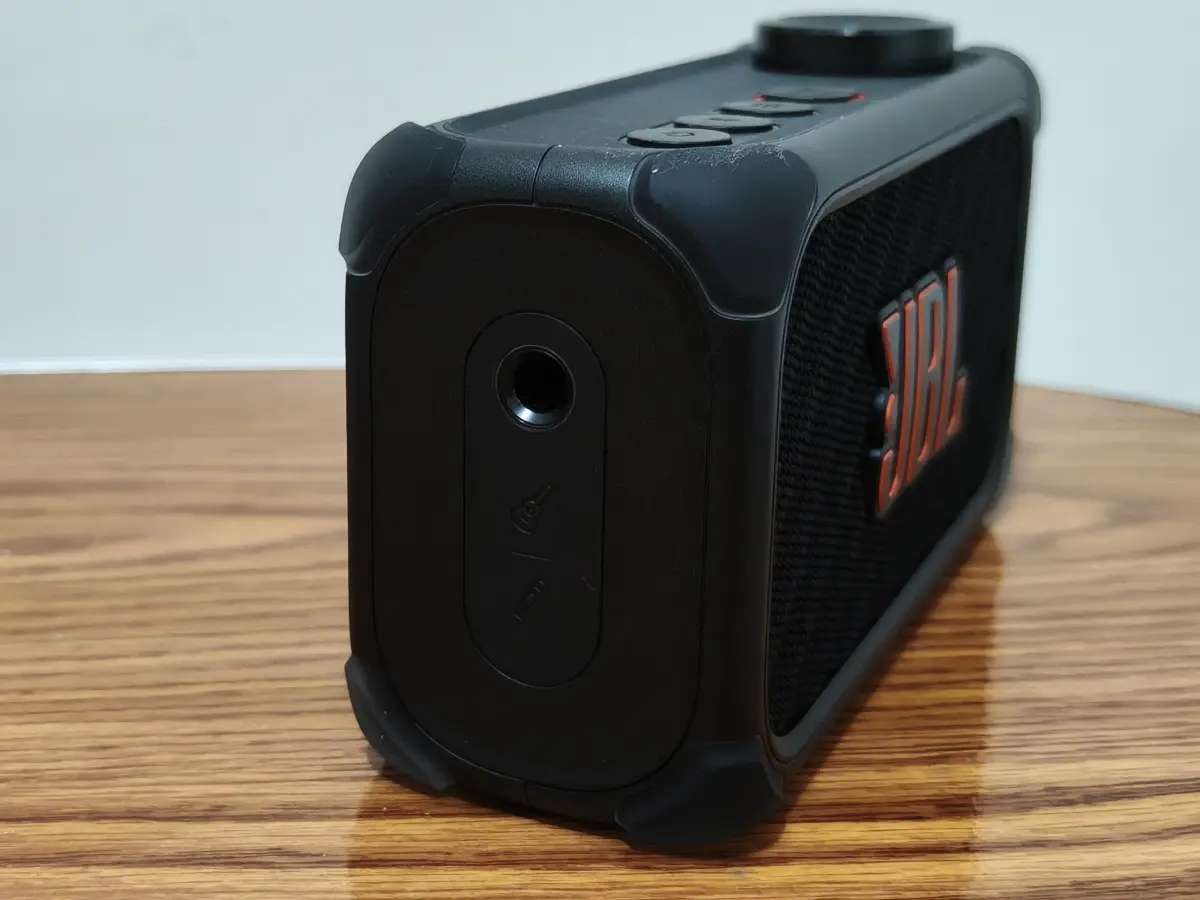 JBL Bandbox Solo 4 JBL Bandbox Solo 4