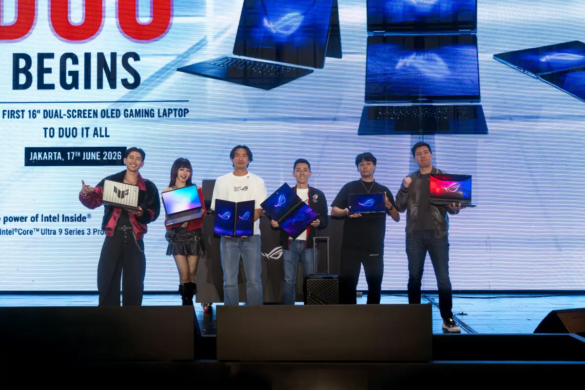 Team ROG dan Lenny Lin Country Manager ASUS Indonesia Team ROG dan Lenny Lin Country Manager ASUS Indonesia