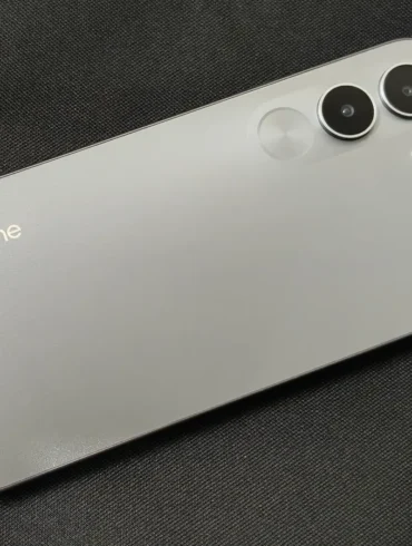 realme C100i