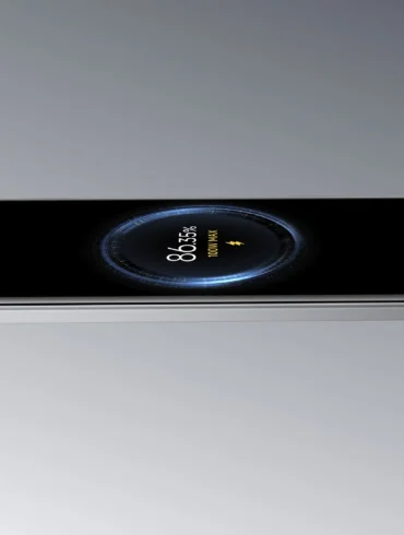 charging smartphone poco m8 pro 5g