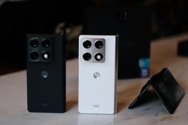 razr fold july 2026