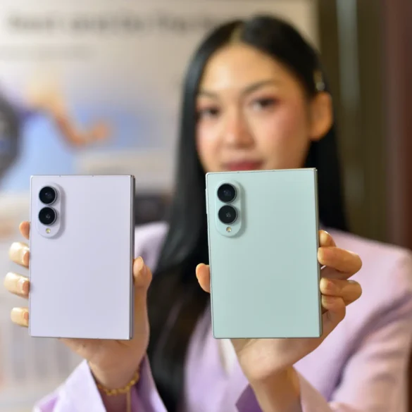 samsung galaxy z fold 8 pistachio lavender samsung galaxy z fold 8 pistachio dan lavender